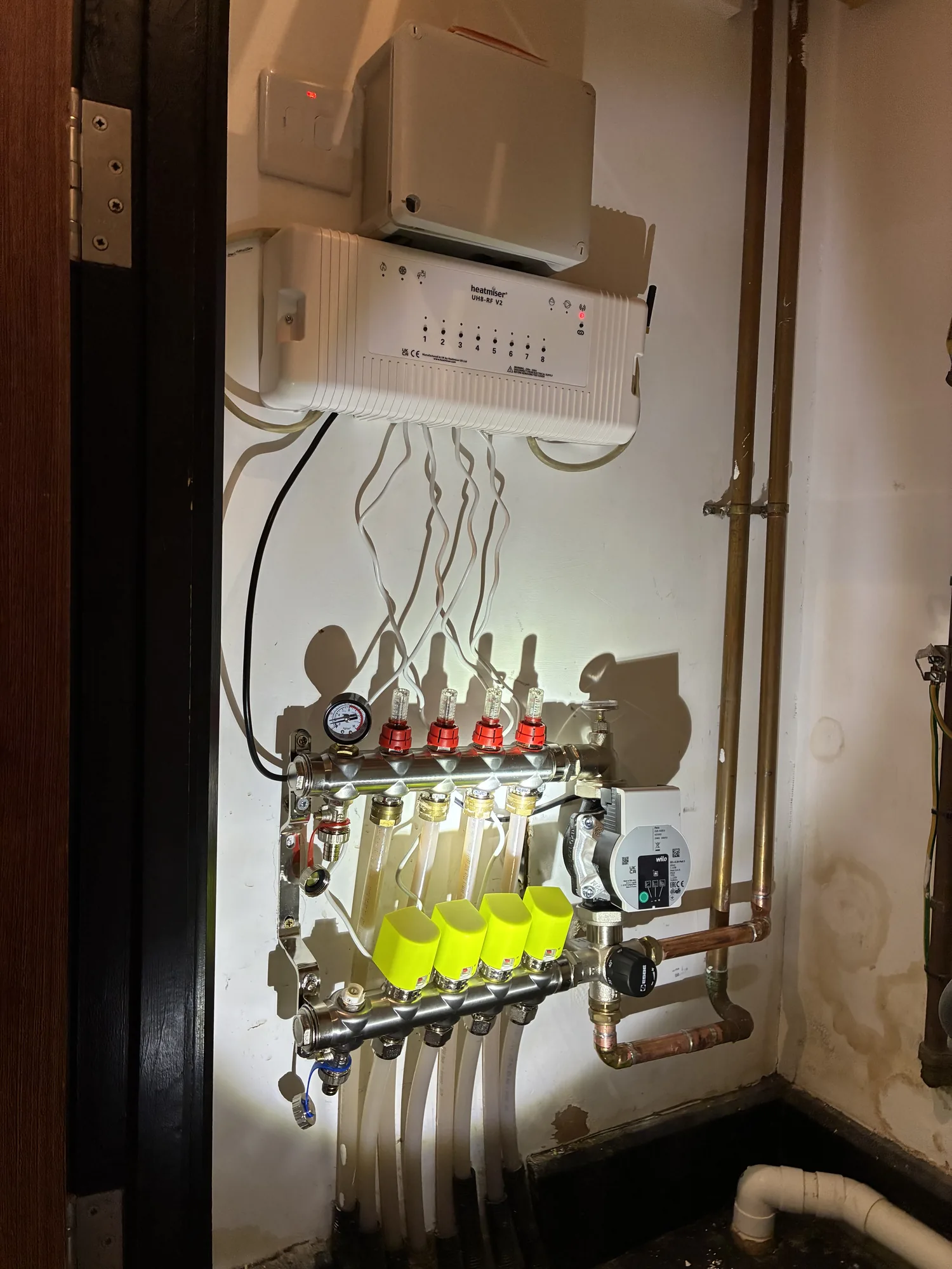 Worcester combi boiler fitted in a Sutton kitchen